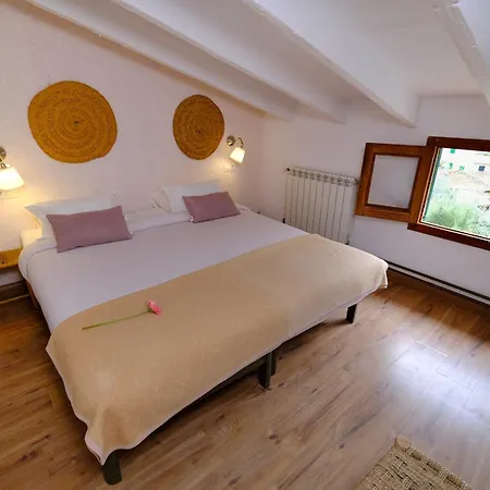 Casa Guest House, For Mountain Lovers! فندق مبيت وإفطار كايماري