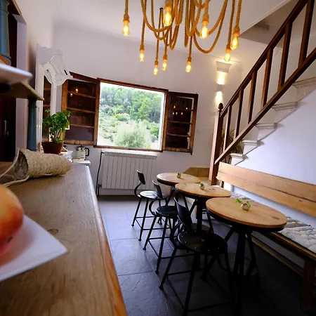Casa Guest House, For Mountain Lovers! فندق مبيت وإفطار