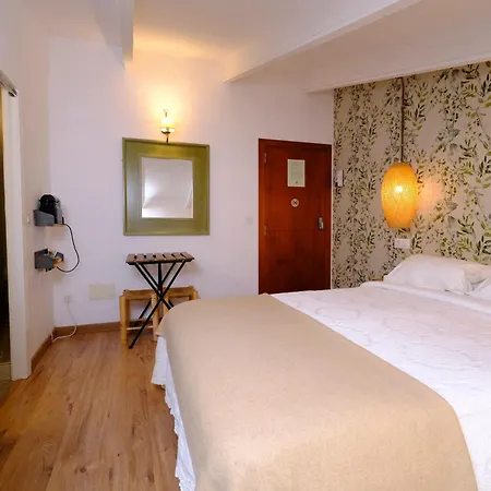 Casa Guest House, For Mountain Lovers! فندق مبيت وإفطار كايماري